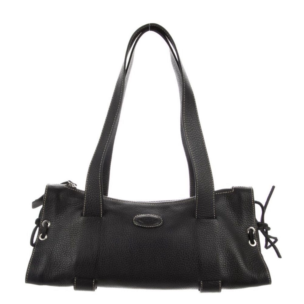 TOD’S Grained Leather Shoulder Bag. Black.